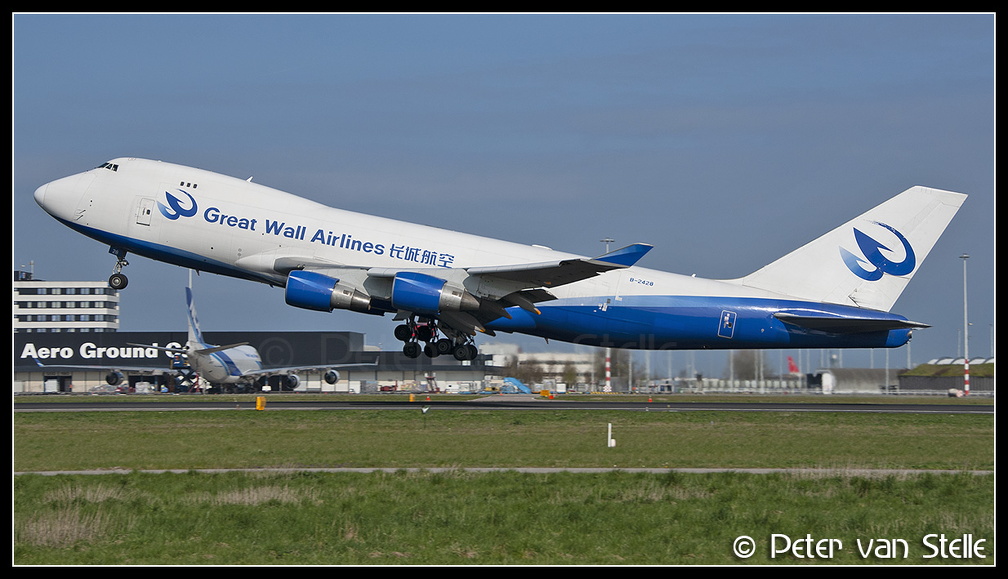 2001242 GreatWallAirlines B747-400F B-2428  AMS 11042007